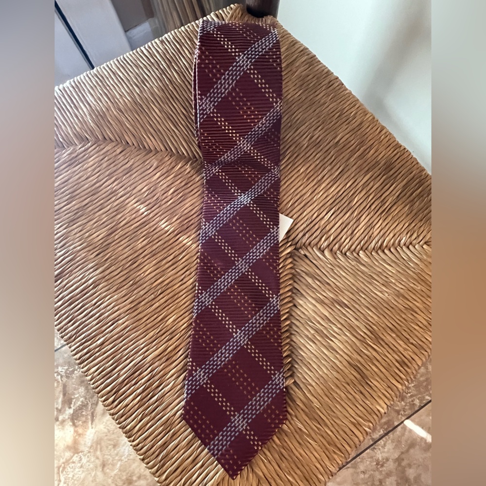 Oscar de la Renta 100% Silk Burgundy Plaid Tie NWT